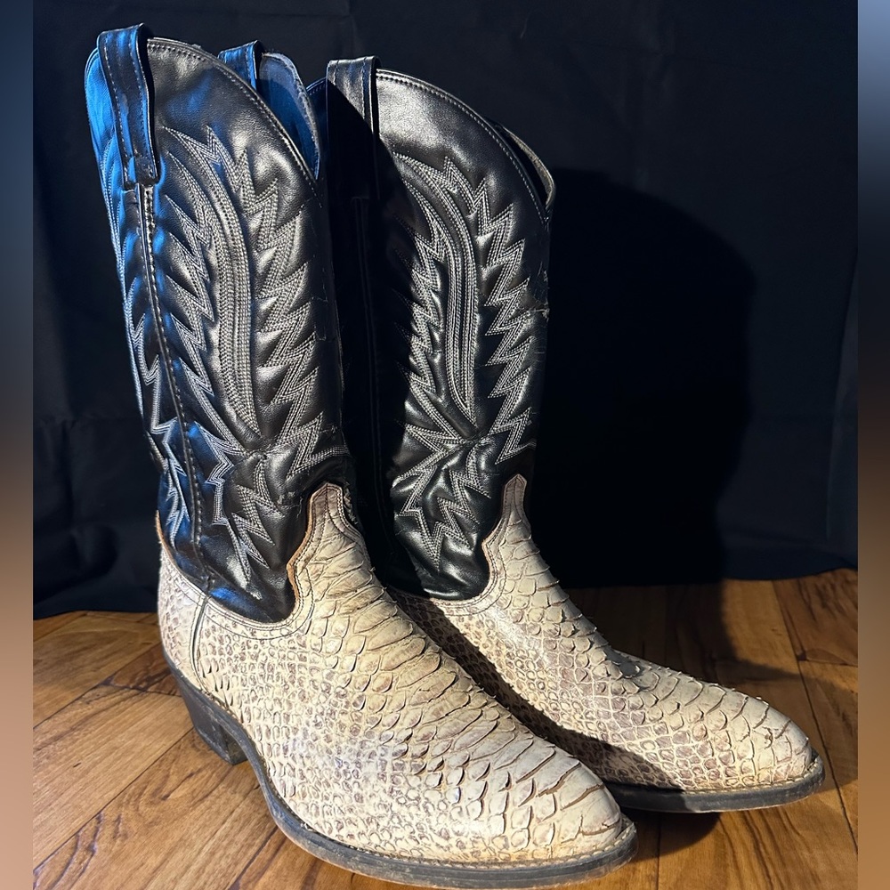Laredo black/white Snakeskin cowboy boots